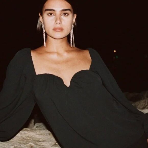 ZARA FLOWY SWEETHEART NECKLINE BLOUSE - Picture 2 of 6